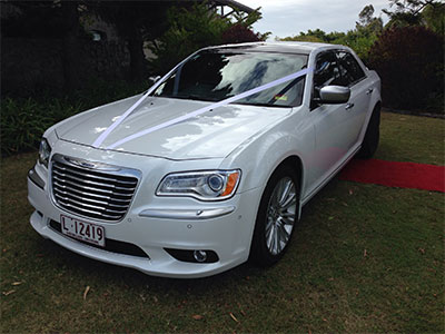 chrysler 300c White