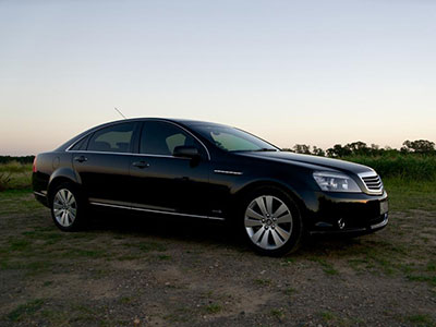 Holden Caprice Black